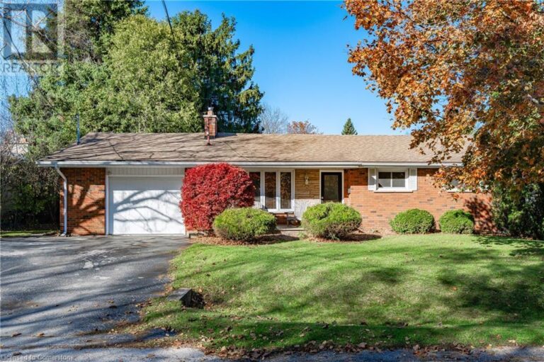 375 CLARENDON