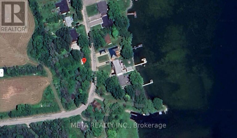 476 Duclos Point