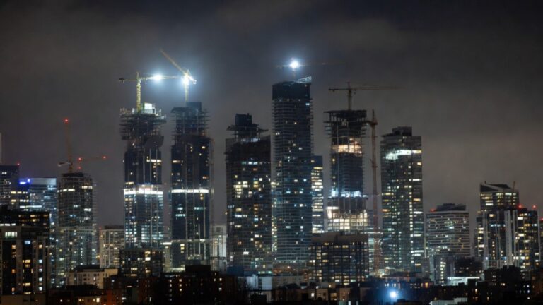 Ontario Pre-Construction Condo Risks 2026: What to Know