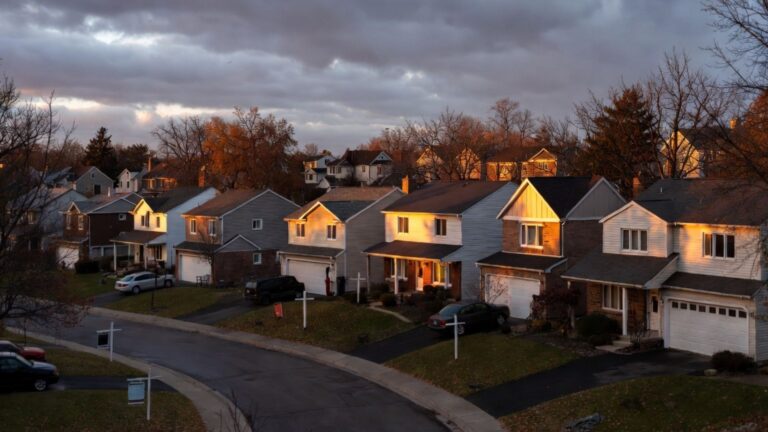 Should I Buy a House in Ontario 2025? What the 6.3% Drop Means